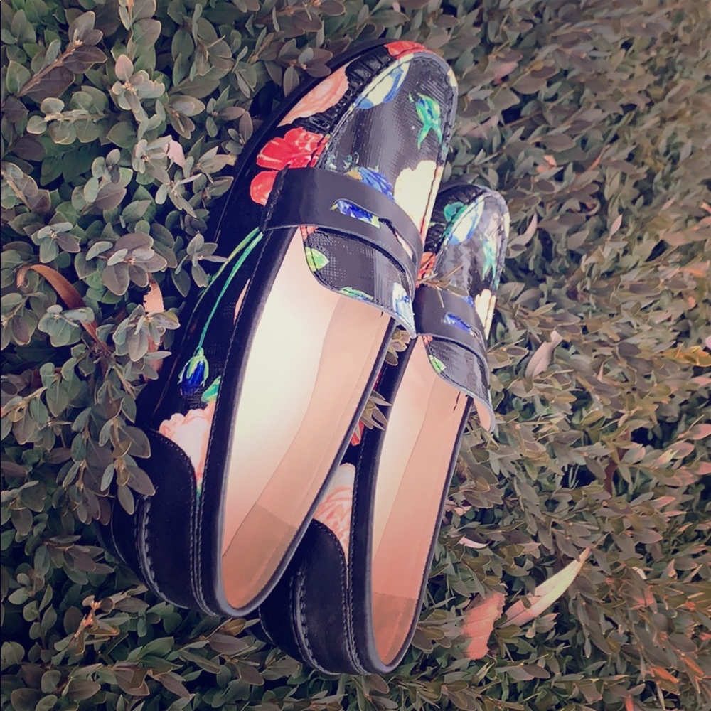 Loafers is IN now, & this is an awesome pair !